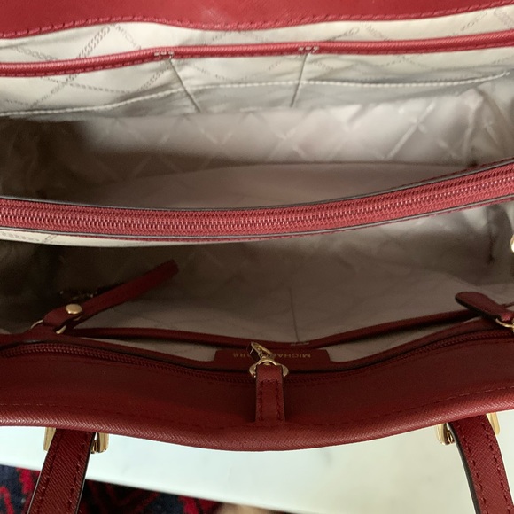 Michael Kors handbag - Picture 4 of 8